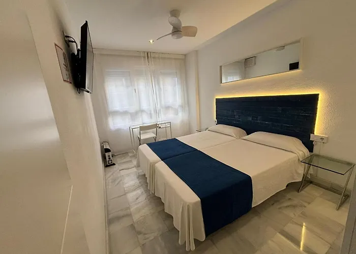 Turisticos Imar * كاديز